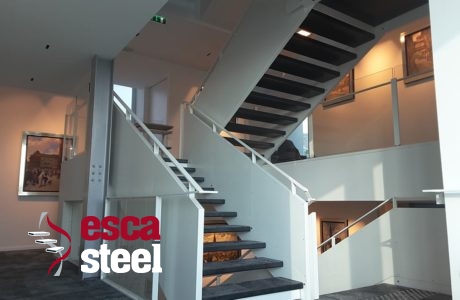 Esca Steel