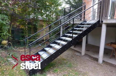 Esca Steel